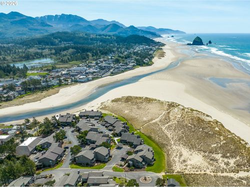 353 N Breaker Point Dr, Cannon Beach, OR, 97110 | Card Image