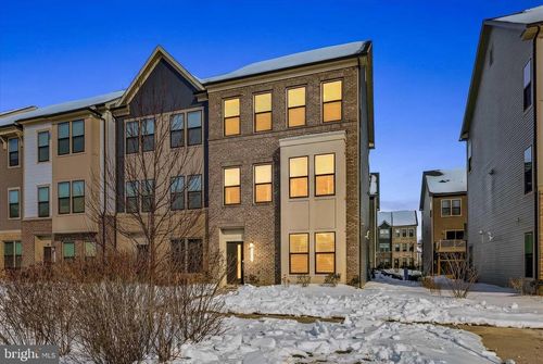 219 Oak Pine Dr, LAUREL, MD, 20724-1328 | Card Image