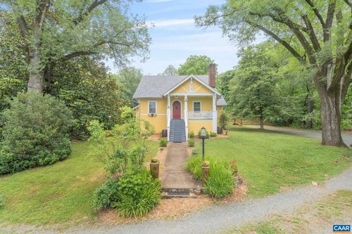 2523 Stony Point Rd, CHARLOTTESVILLE, VA, 22911-6004 | Card Image