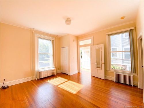 1b-241 Edwards St, New Haven, CT, 06511-3736 | Card Image
