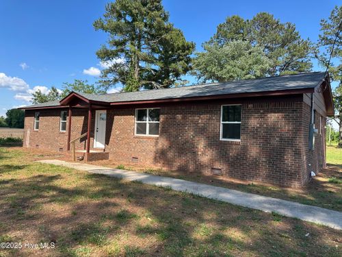 201 Morning Rd, Windsor, NC, 27983-8907 | Card Image