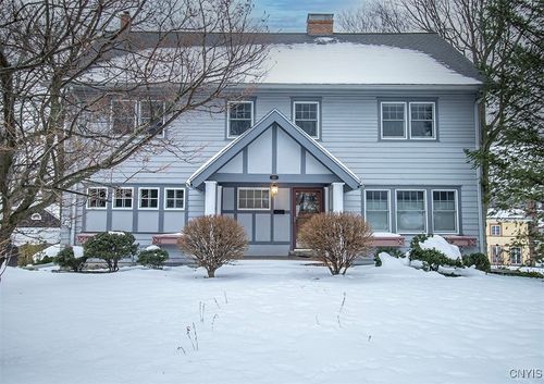 104 Burlingame Rd, Syracuse, NY, 13203-1642 | Card Image