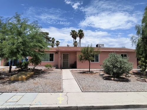 4706 Garden Place, Las Vegas, NV, 89107 | Card Image