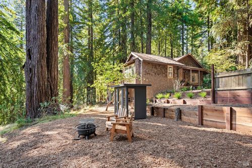 17075 Fitzpatrick Ln, Occidental, CA, 95465-9354 | Card Image