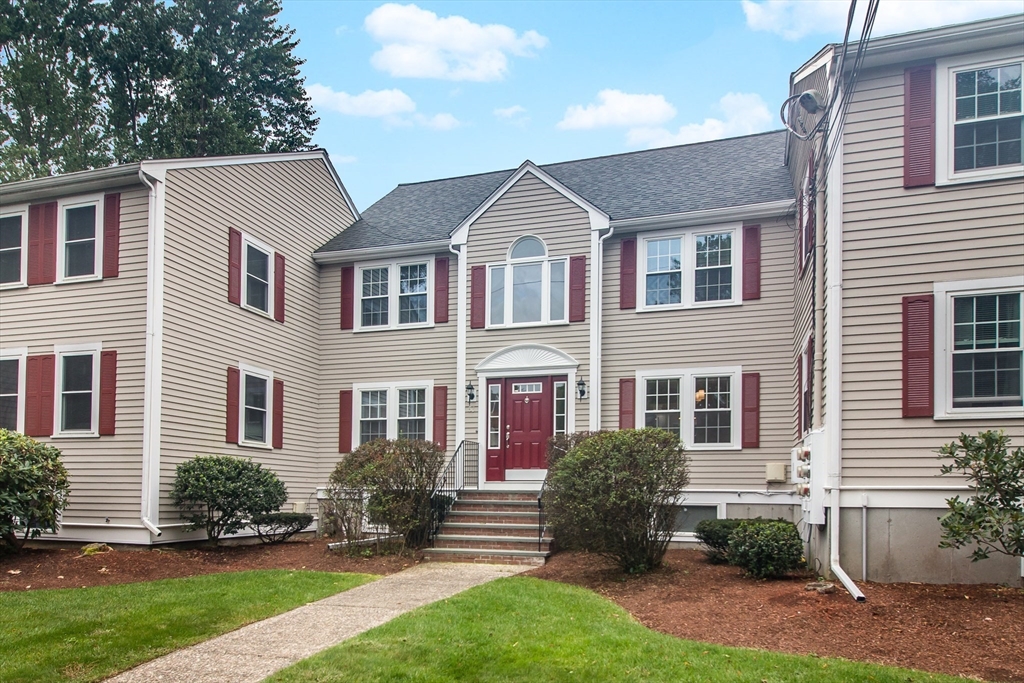 Brook St, Medfield, MA 02052