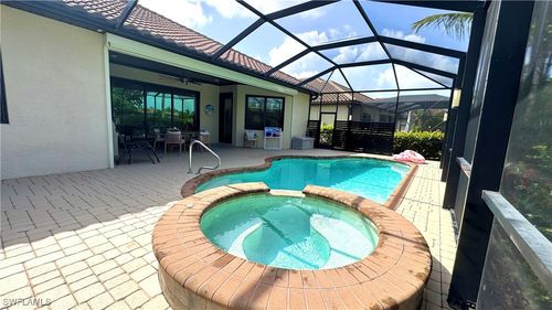 28004 Kerry Ct, BONITA SPRINGS, FL, 34135-8920 | Card Image
