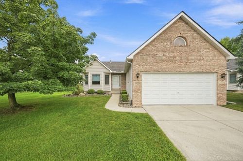 9378 Rayna Drive, Davison Township, MI, 48423 | Card Image