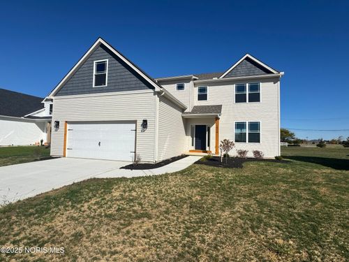 1924 Caleb Ct, Waterville, OH, 43566-9692 | Card Image