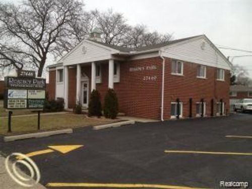 27440 Hoover Rd, Warren, MI, 48093-7726 | Card Image