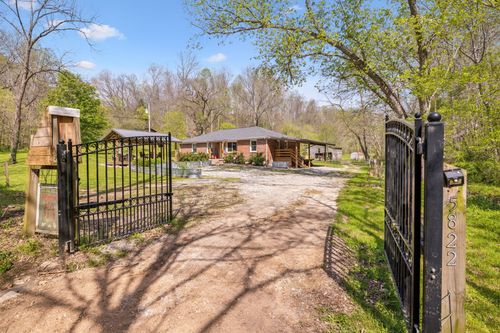 5822 Fly Hollow Rd, Santa Fe, TN, 38482-3100 | Card Image