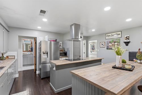 1115 County Road 2102, Lometa, TX, 76853-3213 | Card Image