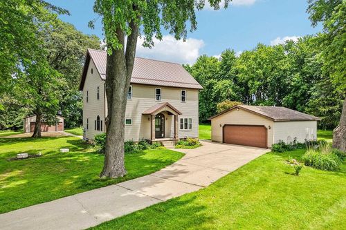 W5440 Halverson Drive, Leeds, WI, 53955 | Card Image