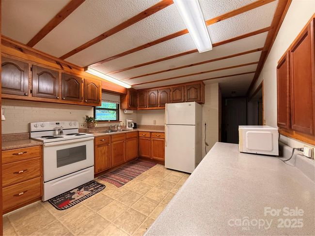 370 Miracle Dr, House other with 4 bedrooms, 2 bathrooms and null parking in Salisbury NC | Image 7