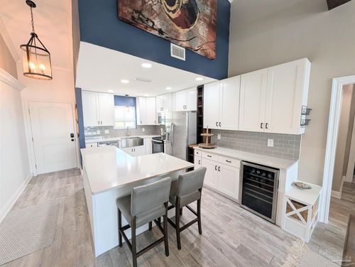 unit-323b-14100 River Rd, Pensacola, FL, 32507-9650 | Card Image