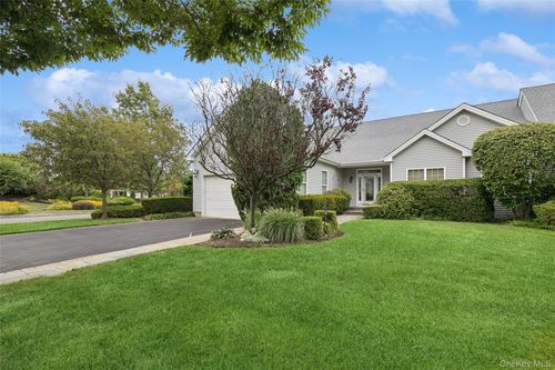 103 Rivendell Ct, Huntingtn Sta, NY, 11747-5333 | Card Image