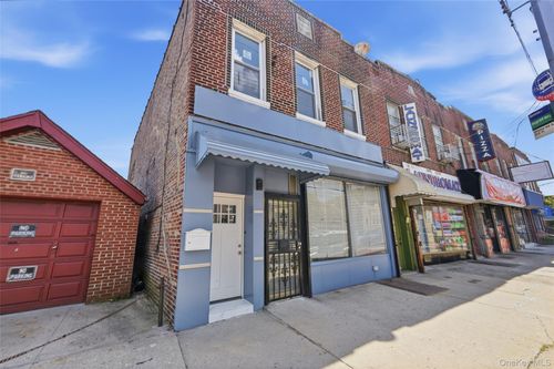 21536 Hillside Avenue, New York, NY, 11427 | Card Image