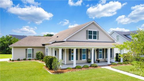 7 Gresham Ln, Savannah, GA, 31419-6819 | Card Image