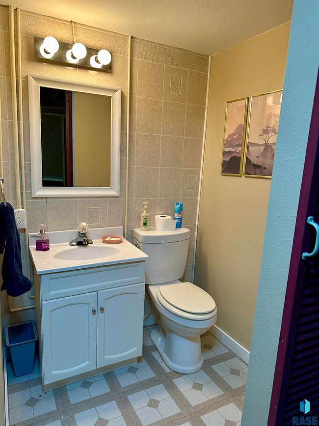 511 W Crawford St, House other with 3 bedrooms, 3 bathrooms and null parking in Luverne MN | Image 30