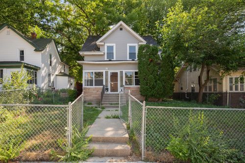 2630 Girard Ave N, Minneapolis, MN, 55411-2018 | Card Image