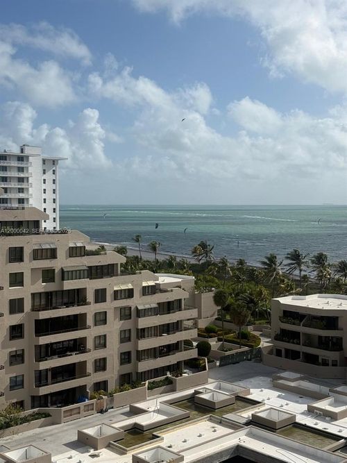 apt-932-201 Crandon Blvd, Key Biscayne, FL, 33149-1524 | Card Image