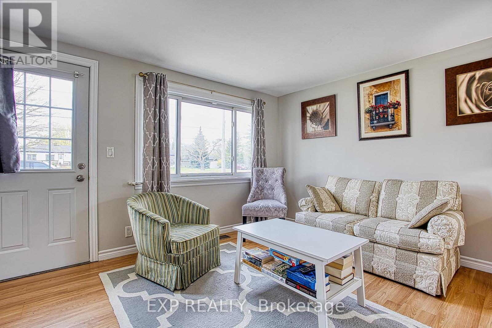 Residential in Hamilton (Stoney Creek Industrial) 5
