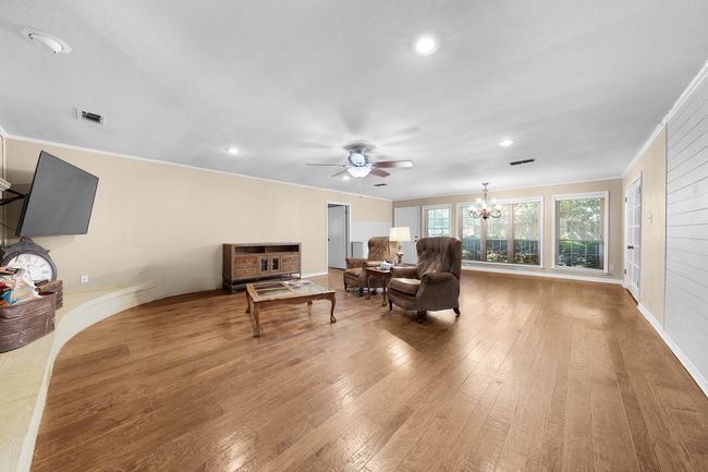 1440 Live Oak St, House other with 3 bedrooms, 3 bathrooms and null parking in Sulphur Springs TX | Image 8