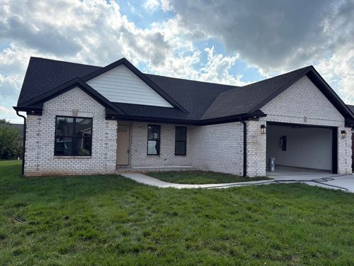 129 Squires Way, Nicholasville, KY, 40356-1218 | Card Image