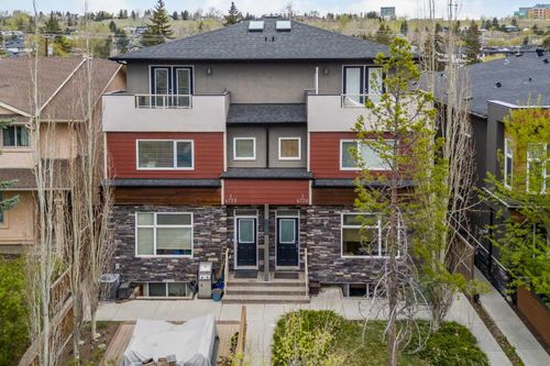 2-4726 17 Ave Nw, Calgary, AB, T3B0P5 | Card Image