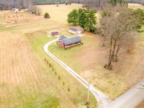 78 Lovers Ln, Lawrenceburg, TN, 38464-6518 | Card Image