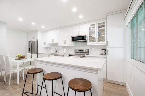 7-5925 177b St, Surrey, BC, V3S4J7 | Card Image