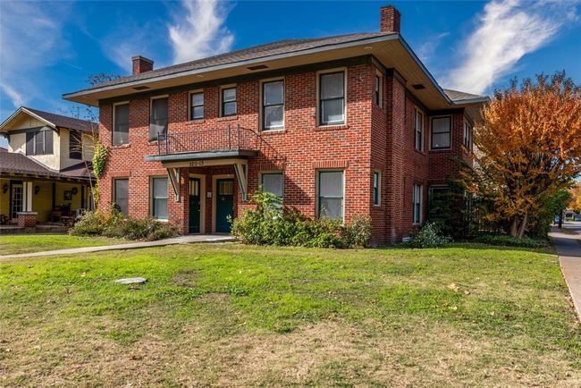 B - 5213 Tremont Street, Home with 2 bedrooms, 1 bathrooms and null parking in Dallas TX | Image 12