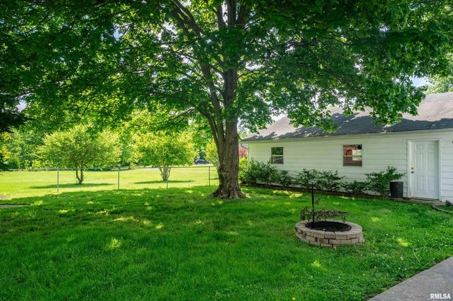 36 Tornado Rd, House other with 3 bedrooms, 1 bathrooms and null parking in Murphysboro IL | Image 8