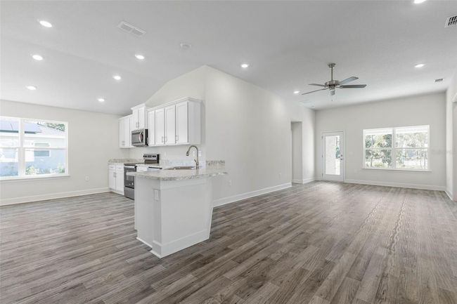 6 Bainbridge Ln, House other with 4 bedrooms, 2 bathrooms and null parking in PALM COAST FL | Image 4