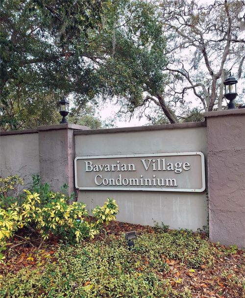812-14442 Reuter Strasse Cir, TAMPA, FL, 33613-3108 | Card Image