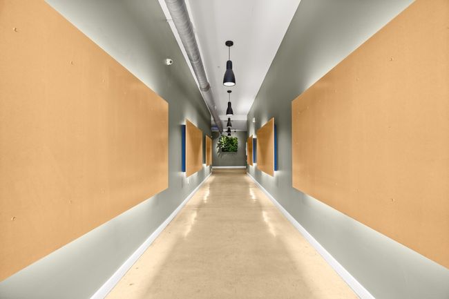 Entrance into the condo from 6th St | Image 12