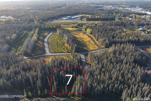 L7 Truly Circle, Soldotna, AK, 99669 | Card Image