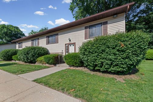 38116 Hixford Place, Westland, MI, 48185 | Card Image