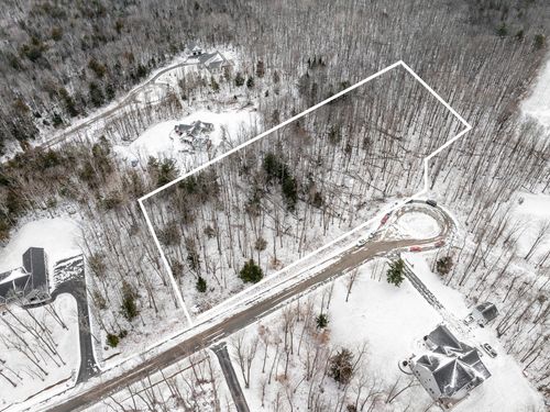 250 Hornbeam Way, Bangor, ME, 04401 | Card Image