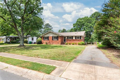 6338 Montpelier Rd, Charlotte, NC, 28210-5215 | Card Image