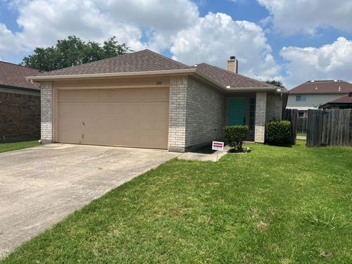 3141 Twisted Vine Ln, Grand Prairie, TX, 75052-7819 | Card Image