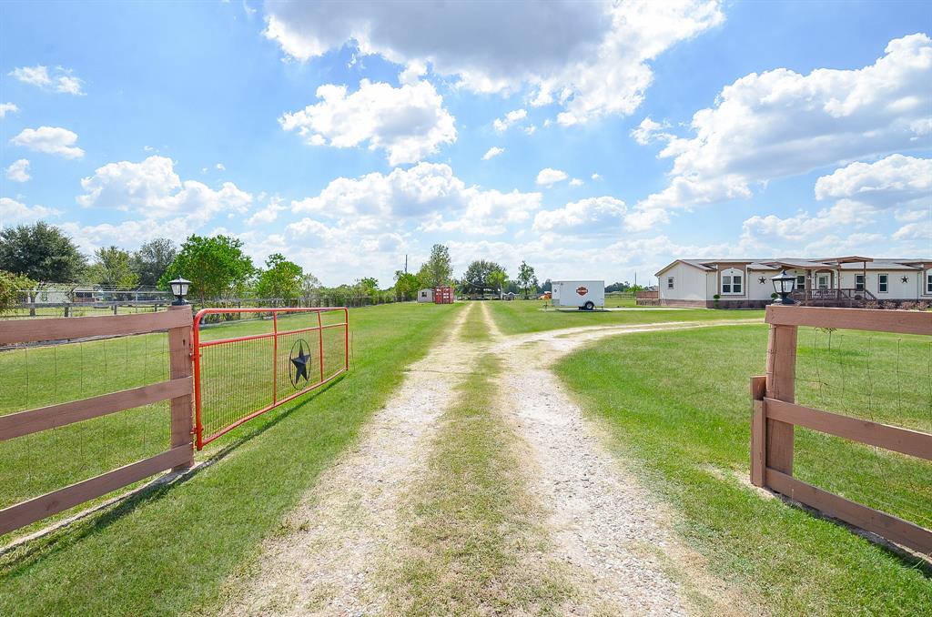 32811 S Red Leaf Lane, For Sale in Brookshire Zoocasa