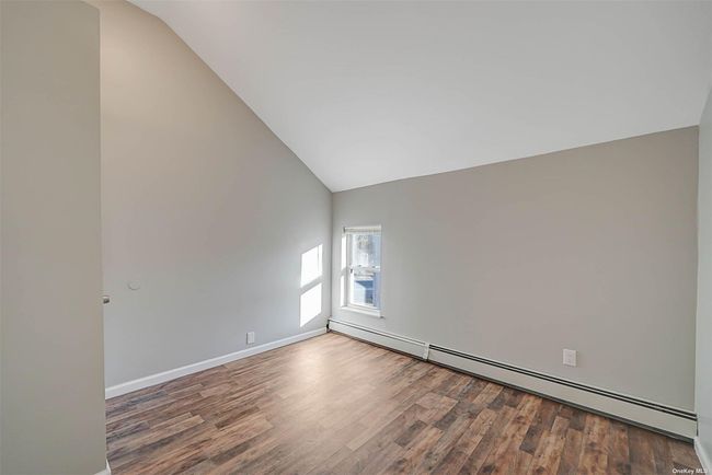 2 - 158 Oldfield Ave, Condo with 3 bedrooms, 2 bathrooms and null parking in Amityville NY | Image 14