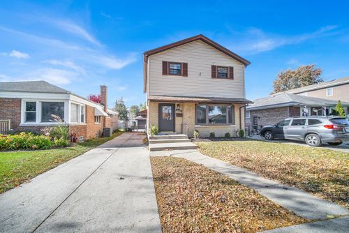 10322 S Central Park Ave, Chicago, IL, 60655-3110 | Card Image