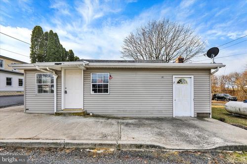 5737 Old Route 22, SHARTLESVILLE, PA, 19554-7041 | Card Image