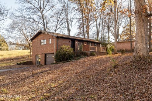 1534 Mcilvaine Dr, Maryville, TN, 37803-6228 | Card Image