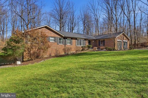 4311 Estate Dr, Huntingtown, MD, 20639-9733 | Card Image
