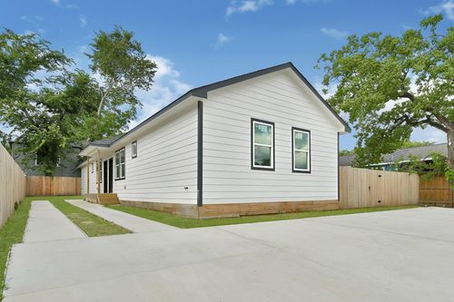 7939 Goode St, Houston, TX, 77012-1641 | Card Image