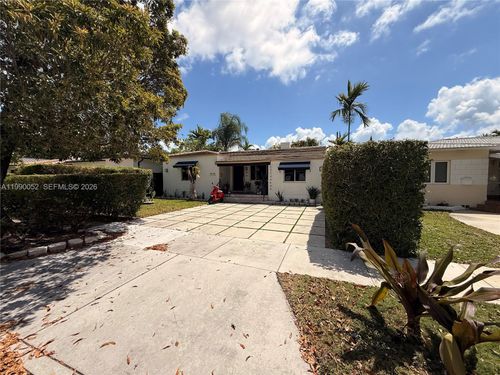 2260 Sw 25th St, Miami, FL, 33133-2324 | Card Image