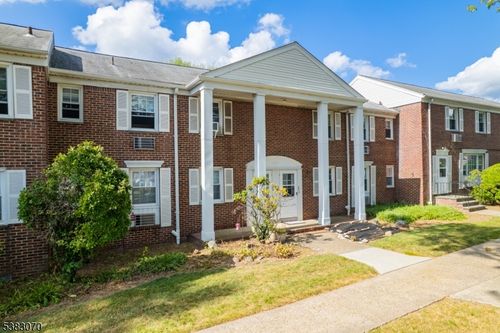 4-a-445 Morris Ave, Springfield, NJ, 07081-1110 | Card Image