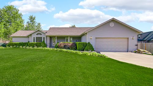 740 W 275 S, Hebron, IN, 46341-9712 | Card Image